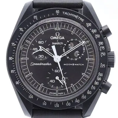 Omega SWATCH SPEEDMASTER MOONPHASE SNOOPY SO33B700