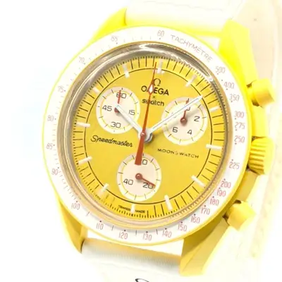 Omega Speedmaster MOONSWATCH Yellow Round