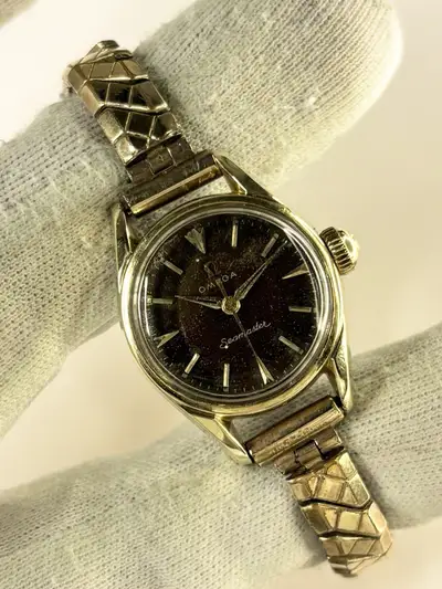 Omega Seamaster ’s Gold Cocktail