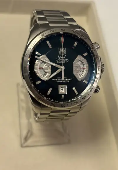 TAG Heuer Grand Carrera Black CAV511A