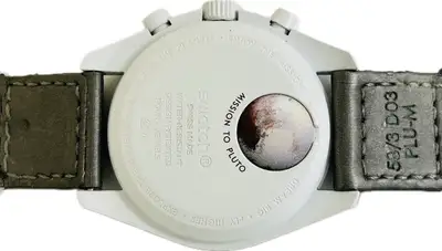 Omega Speedmaster Mission to Pluto SO33M101