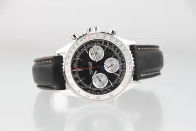 Breitling Navitimer 01 B01 AB0127 Accuracy