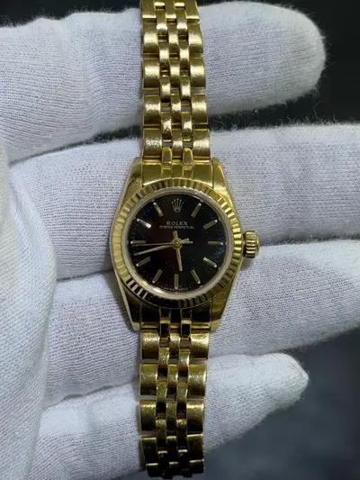 Rolex 18k Yellow Gold Datejust Black