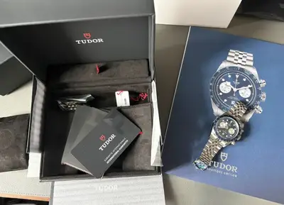 Tudor Black Bay 79360B