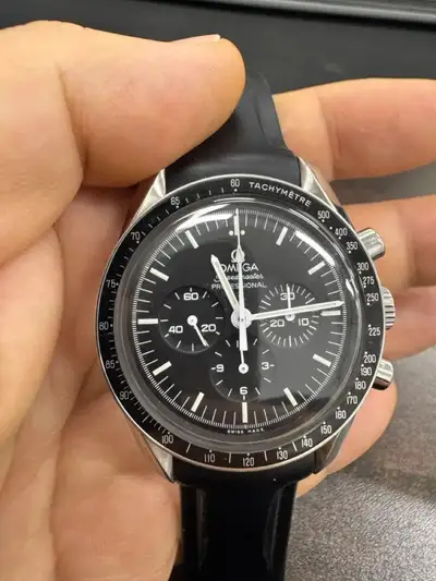 Omega Speedmaster Moonwatch