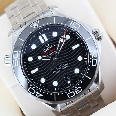Omega Seamaster Black Diver