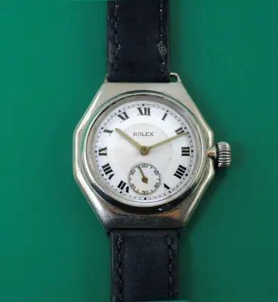 Rolex 's Early Oyster OCTAGONAL Case