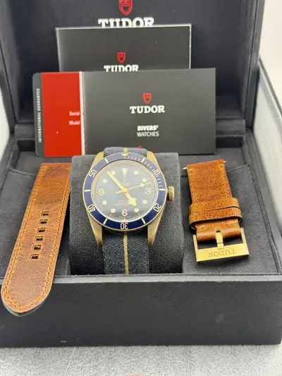 Tudor Black Bay 79250BB