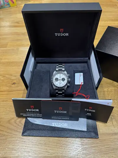 Tudor Black Bay 79360