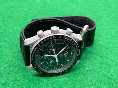 Omega X SWATCH SPEEDMASTER MOONSWATCH MISSION