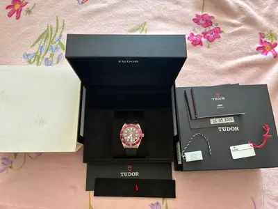 Tudor Black Bay 58 Burgundy June
