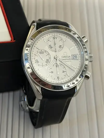 Omega Speedmaster premium date