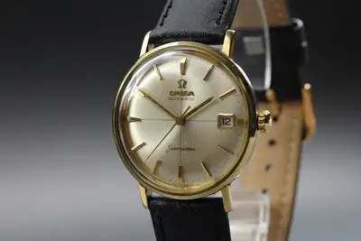 Omega Near OMEGA Seamaster Champagne
