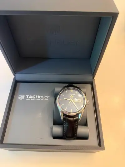 TAG Heuer Carrera WAR201E