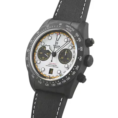 Tudor Black Bay Chrono Carbon 26
