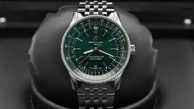Breitling Navitimer 41 A17326361L1A1
