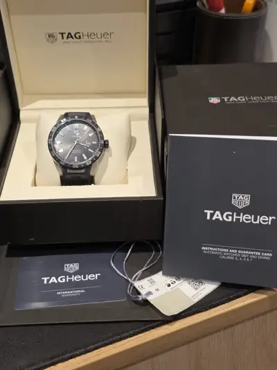 TAG Heuer CONNECTED Carrera Calibre 5