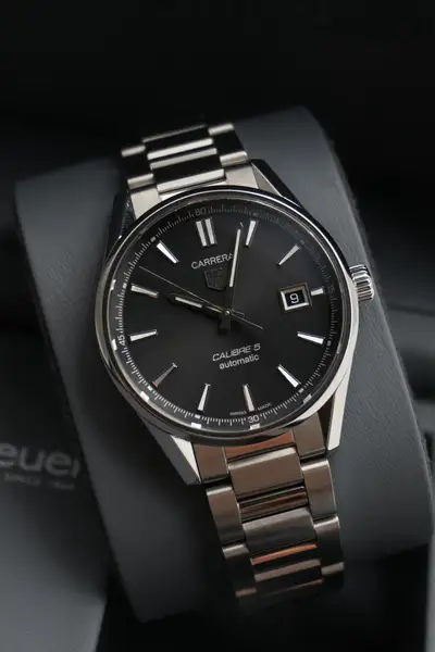 TAG Heuer Carrera Date WAR211A