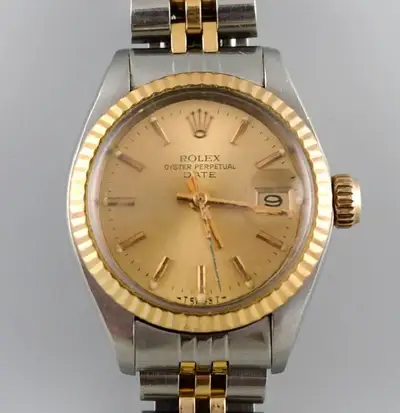 Rolex Oyster Perpetual Gold Date. bracelet