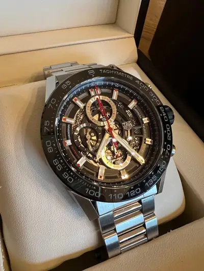 TAG Heuer Carrera Calibre Heuer 01