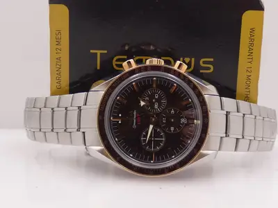 Omega CHRONO OMEGA SPEEDMASTER BROAD ARROW 1957 COAXIAL 18KT RED GOLD BEZEL BOX&PAPERS