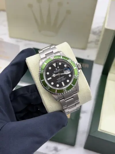 Rolex Rolex Submariner 16610LV Kermit 2010 Full Set With Original Receipt