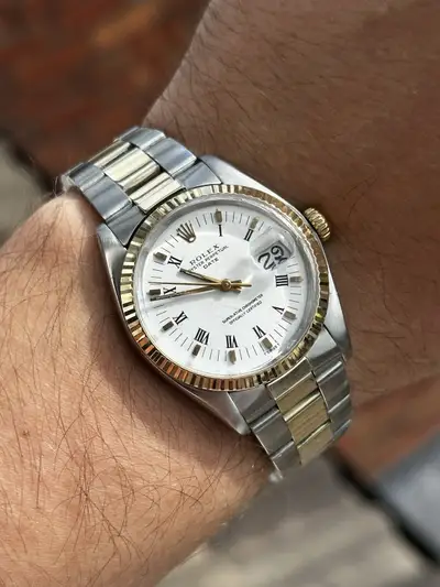 Rolex Oyster Perpetual Date 1500 Two