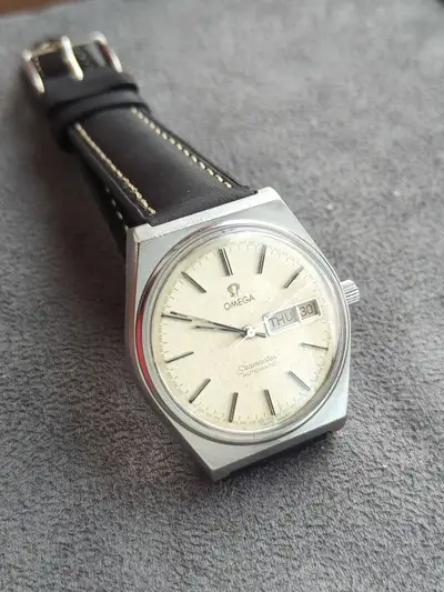 Omega Seamaster Silver Linen Dail Date