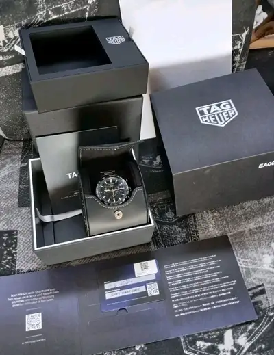 TAG Heuer BARGIN!! TAG Heuer Carrera CBN2A1A.BA0643 Chronograph