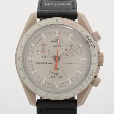 Omega Swatch Mission to Jupiter SO33C100