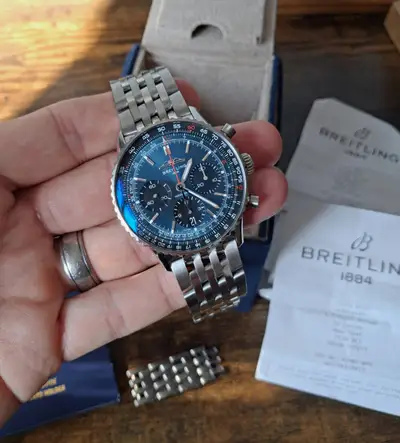 Breitling Navitimer B01 AB0139 Chrono Date
