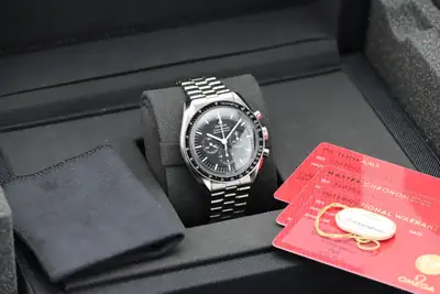 Omega speedmaster hesalite 10.30.42.50.01.001