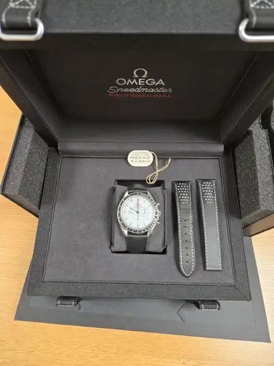 Omega Speedmaster Moonwatch Professional Black Strap
