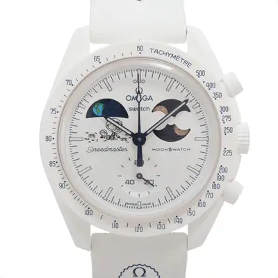 Omega x swatch Speedmaster missions Toe