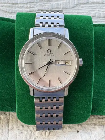 Omega Day-Date 166.0209