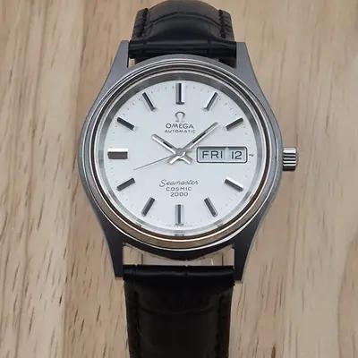 Omega SEAMASTER COSMIC DAY DATE