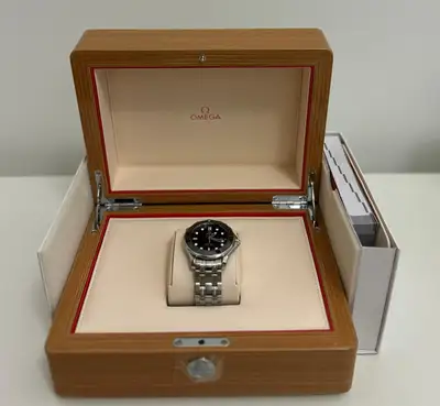 Omega Seamaster Black with receipt