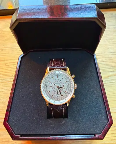 Breitling Navitimer Montbrillant H30030.1 18K Rose