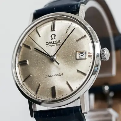 Omega *NEAR OMEGA Seamaster Cal.562 Date Swiss