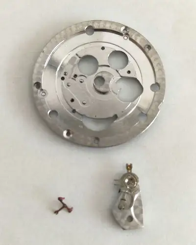 Omega Speedmaster Movement Parts 3 Auth