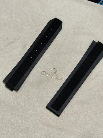 Omega Z021353 Planet Ocean Rubber Strap