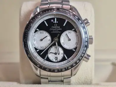 Omega Speedmaster Panda