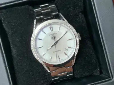 TAG Heuer Carrera! WV2212! LOOK!