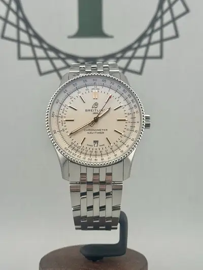 Breitling Navitimer A17326 PX Welcome