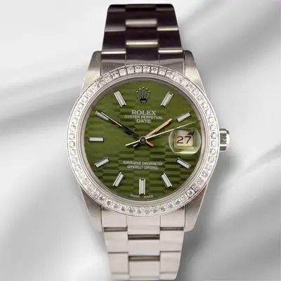 Rolex Date 1.5ct Green Steel Oyster