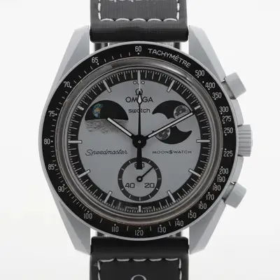Omega x swatch Speedmaster missions Toe