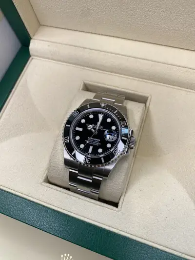 Rolex Rolex Submariner Date Steel 126610LN 2024 Black Box And Papers Oyster