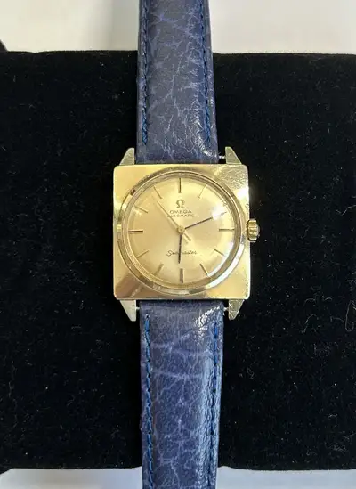 Omega Women’s Seamaster Square 14k Gold