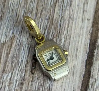Cartier SANTOS GALBÉE MINI CHARM 18K