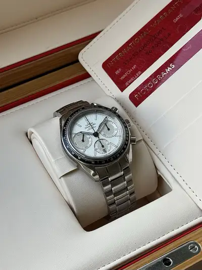 Omega Speedmaster 326.30.40.50.02.001